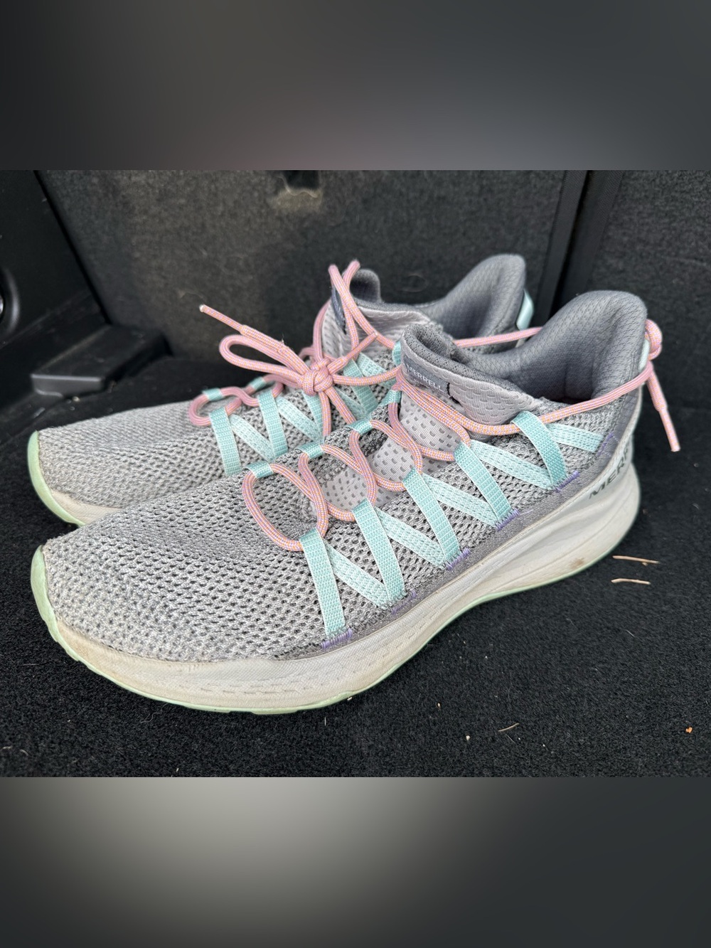 Merrell -Trail sneakers- women’s 11 (Bravada Edge) gray pink